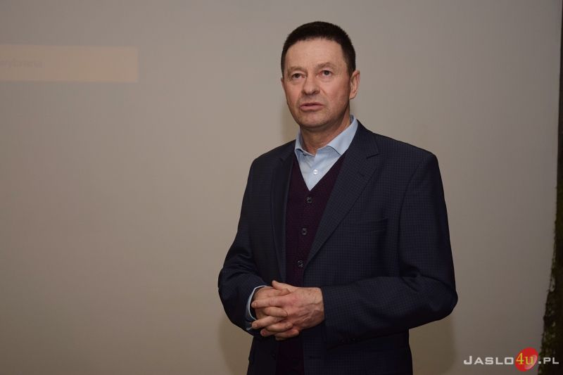 Oddanie do użytku wirtualnej strzelnicy w Zespole Szkół SASR w Trzcinicy