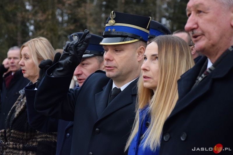 Oddanie do użytku wirtualnej strzelnicy w Zespole Szkół SASR w Trzcinicy
