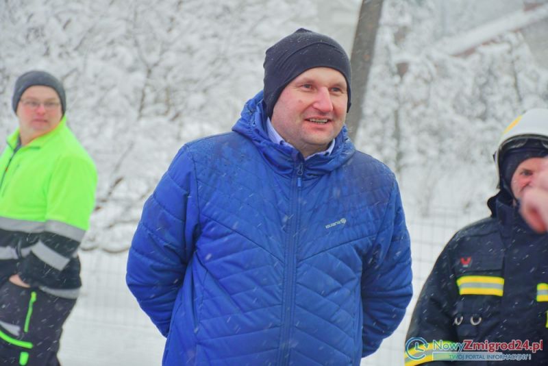 Powitanie nowego lekkiego samochodu ratowniczo-gaśniczego w OSP Stary Żmigród