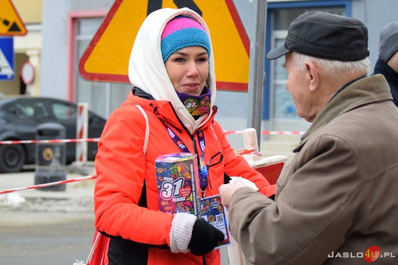 Wolontariusze WOŚP kwestują na ulicach Jasła