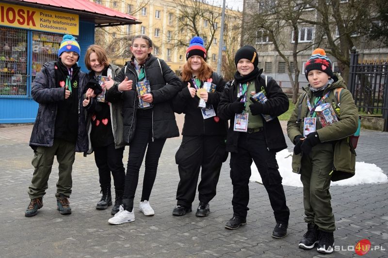 Wolontariusze WOŚP kwestują na ulicach Jasła