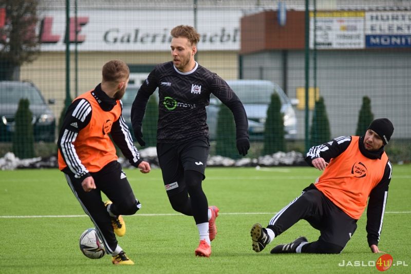 Mecz sparingowy JKS Czarni 1910 Jasło - OKS Markiewicza Krosno 2:0