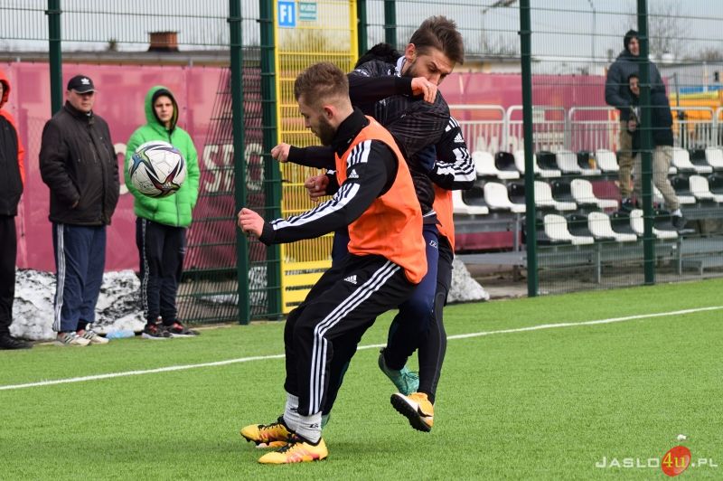 Mecz sparingowy JKS Czarni 1910 Jasło - OKS Markiewicza Krosno 2:0