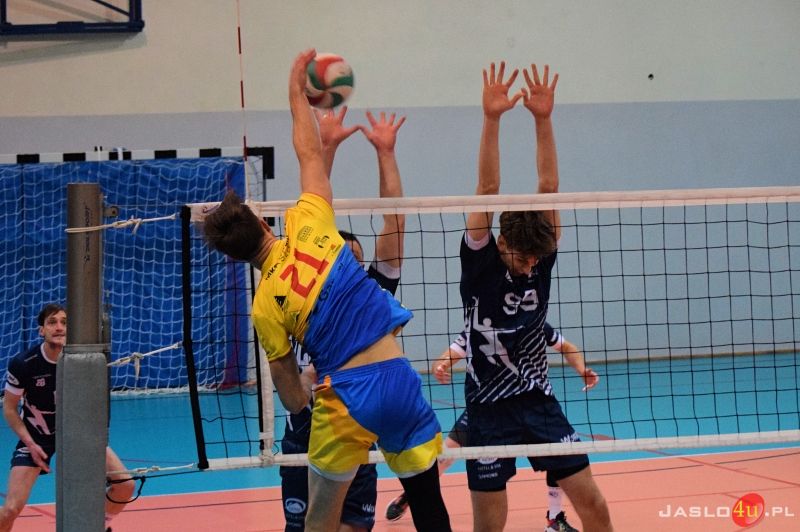 MKS "GAMRAT-MOSiR" Jasło - MKS Andrychów (1:3)