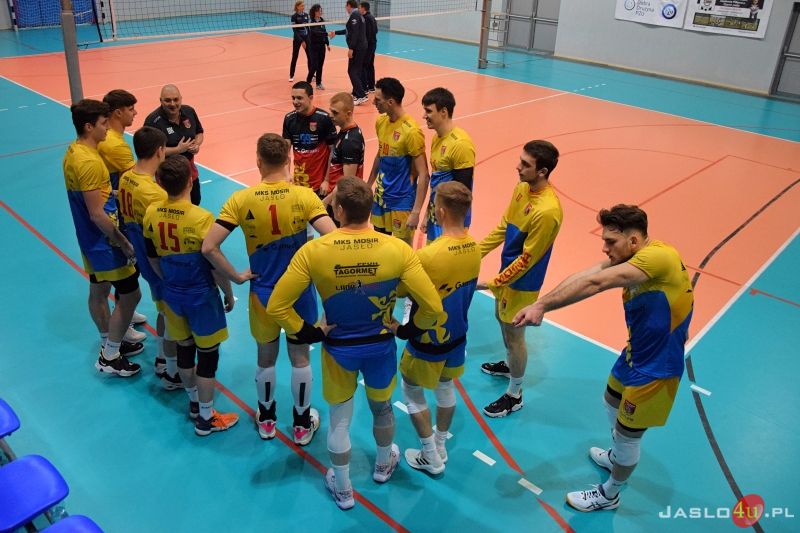 MKS "GAMRAT-MOSiR" Jasło - MKS Andrychów (1:3)