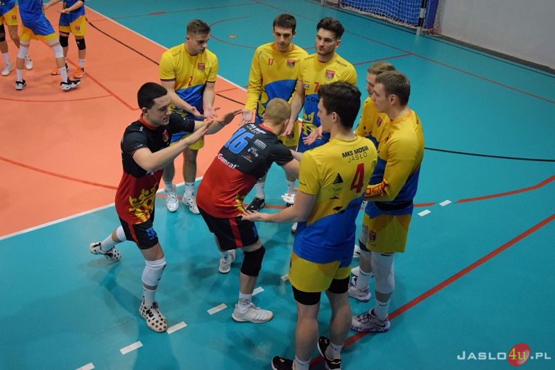 MKS "GAMRAT-MOSiR" Jasło - MKS Andrychów (1:3)