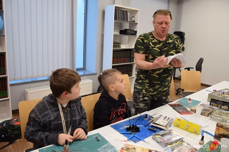 Warsztaty modelarstwa redukcyjnego w MBP w Jaśle