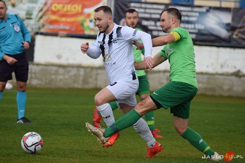 Mecz JKS Czarni 1910 Jasło - GKS Zamczysko Odrzykoń 2:2