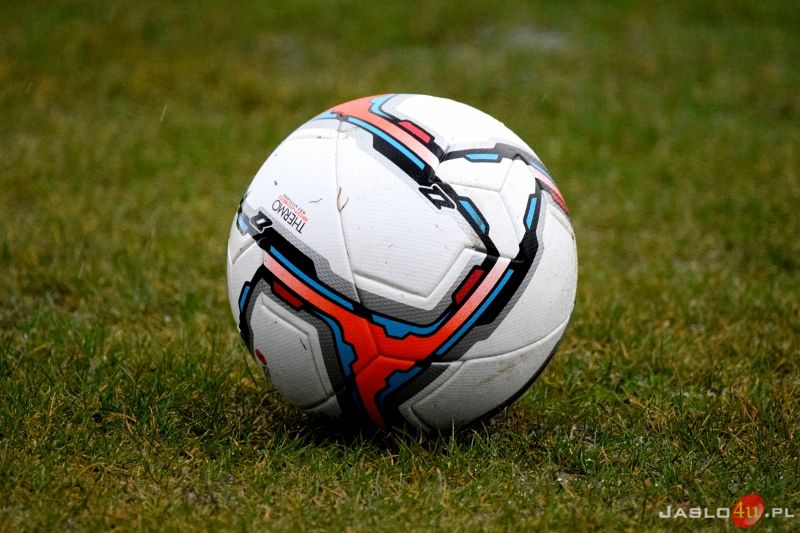 Mecz JKS Czarni 1910 Jasło - GKS Zamczysko Odrzykoń 2:2