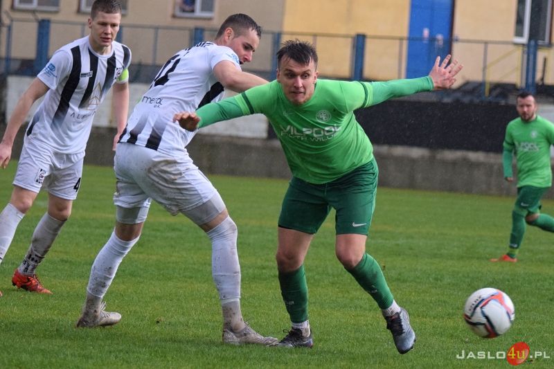 Mecz JKS Czarni 1910 Jasło - GKS Zamczysko Odrzykoń 2:2