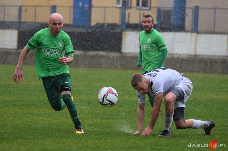 Mecz JKS Czarni 1910 Jasło - GKS Zamczysko Odrzykoń 2:2