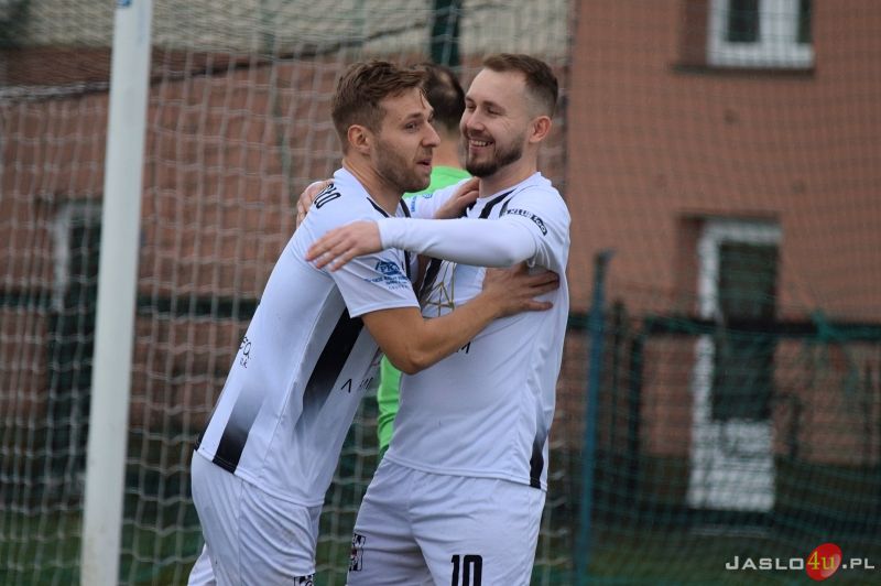 Mecz JKS Czarni 1910 Jasło - GKS Zamczysko Odrzykoń 2:2