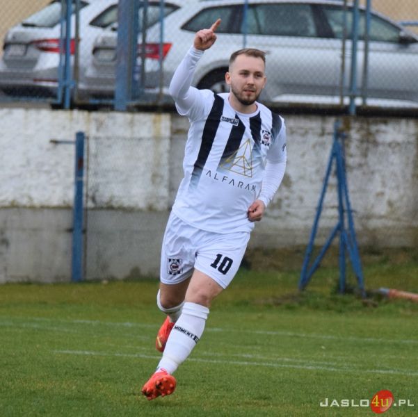 Mecz JKS Czarni 1910 Jasło - GKS Zamczysko Odrzykoń 2:2