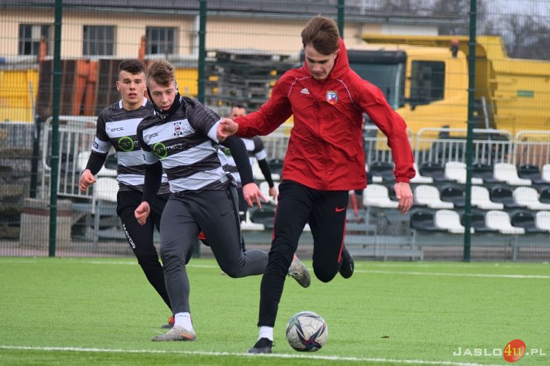 Mecz sparingowy JKS Czarni 1910 Jasło - MKS Tarnovia Tarnów 5:5