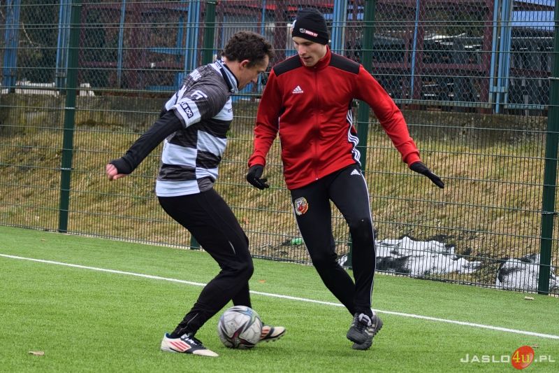 Mecz sparingowy JKS Czarni 1910 Jasło - MKS Tarnovia Tarnów 5:5