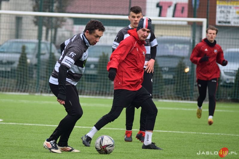 Mecz sparingowy JKS Czarni 1910 Jasło - MKS Tarnovia Tarnów 5:5