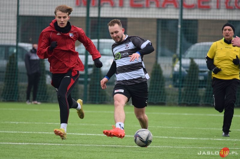 Mecz sparingowy JKS Czarni 1910 Jasło - MKS Tarnovia Tarnów 5:5