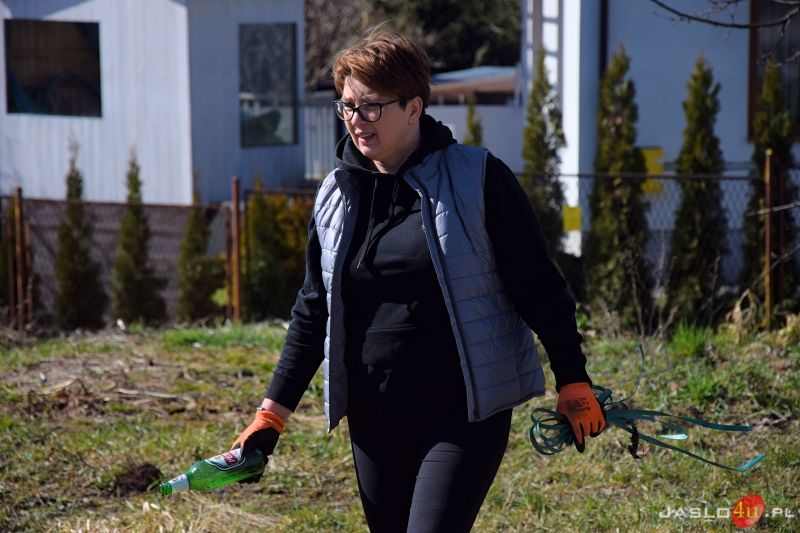 Społeczna akcja sprzątania Warzyc 2023