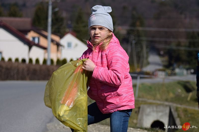 Społeczna akcja sprzątania Warzyc 2023