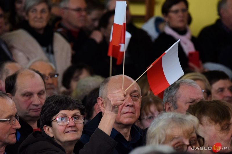 Wizyta premiera Mateusza Morawieckiego w Jaśle - inauguracja kampanii wyborczej PiS