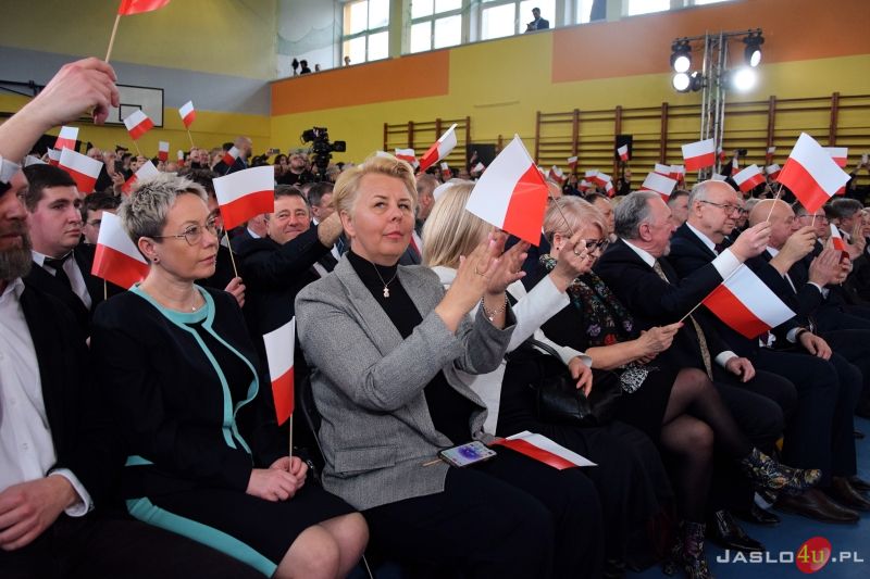 Wizyta premiera Mateusza Morawieckiego w Jaśle - inauguracja kampanii wyborczej PiS