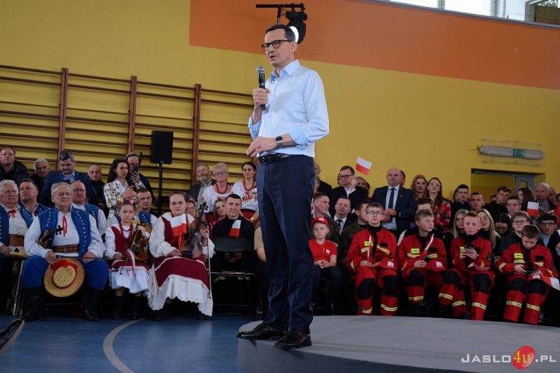 Wizyta premiera Mateusza Morawieckiego w Jaśle - inauguracja kampanii wyborczej PiS
