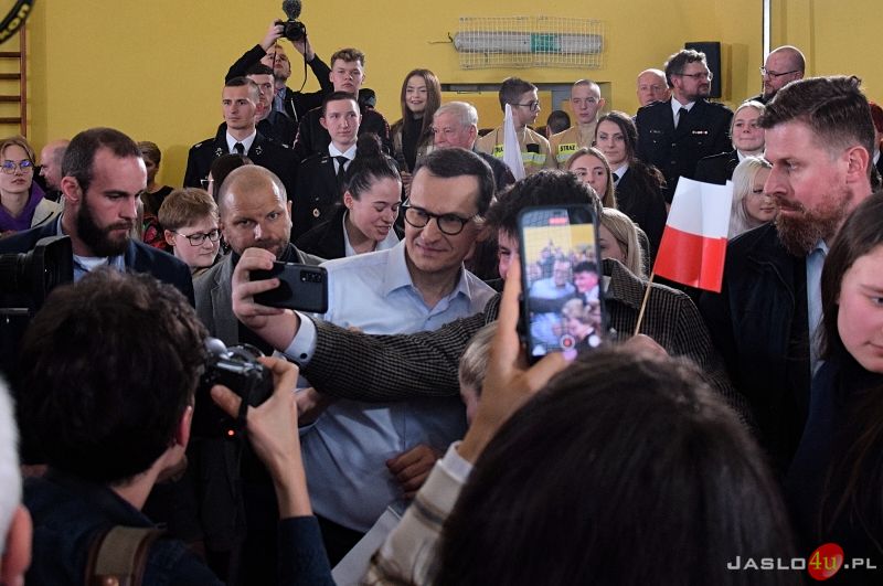 Wizyta premiera Mateusza Morawieckiego w Jaśle - inauguracja kampanii wyborczej PiS