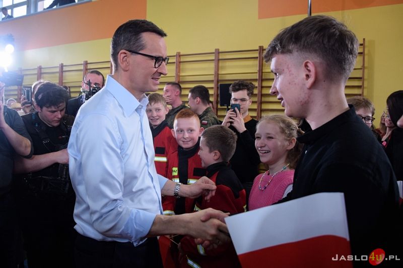 Wizyta premiera Mateusza Morawieckiego w Jaśle - inauguracja kampanii wyborczej PiS