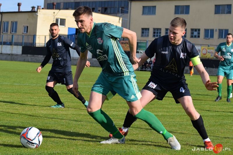Mecz JKS Czarni 1910 Jasło - Partyzant Targowiska 0:0