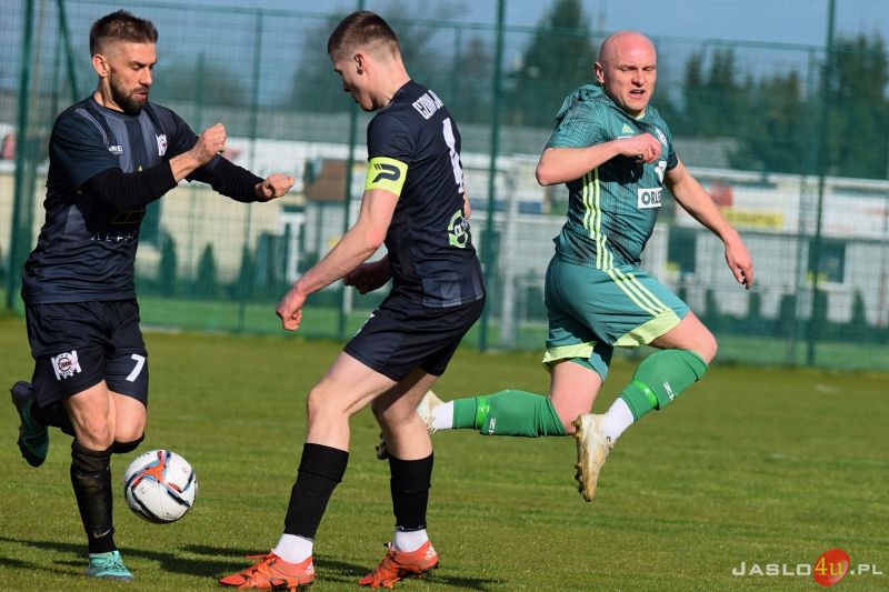 Mecz JKS Czarni 1910 Jasło - Partyzant Targowiska 0:0