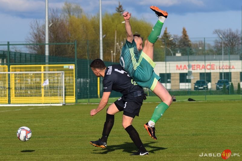 Mecz JKS Czarni 1910 Jasło - Partyzant Targowiska 0:0