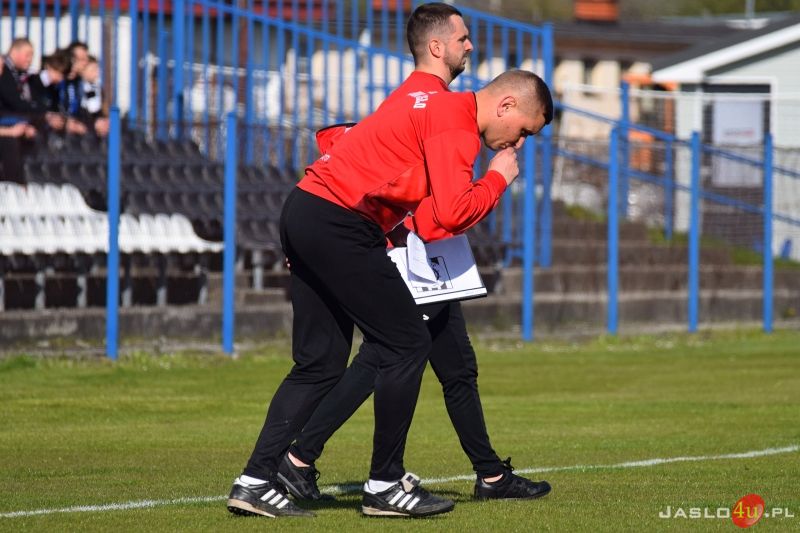 Mecz JKS Czarni 1910 Jasło - Partyzant Targowiska 0:0