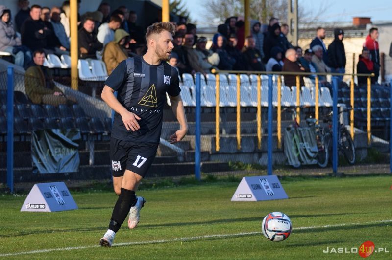 Mecz JKS Czarni 1910 Jasło - Partyzant Targowiska 0:0