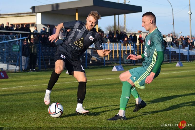 Mecz JKS Czarni 1910 Jasło - Partyzant Targowiska 0:0