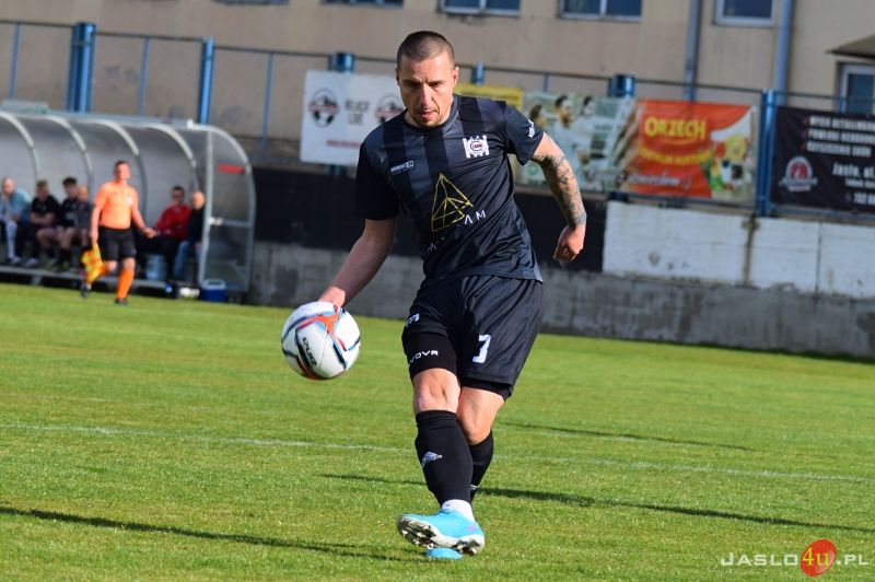 Mecz JKS Czarni 1910 Jasło - Partyzant Targowiska 0:0