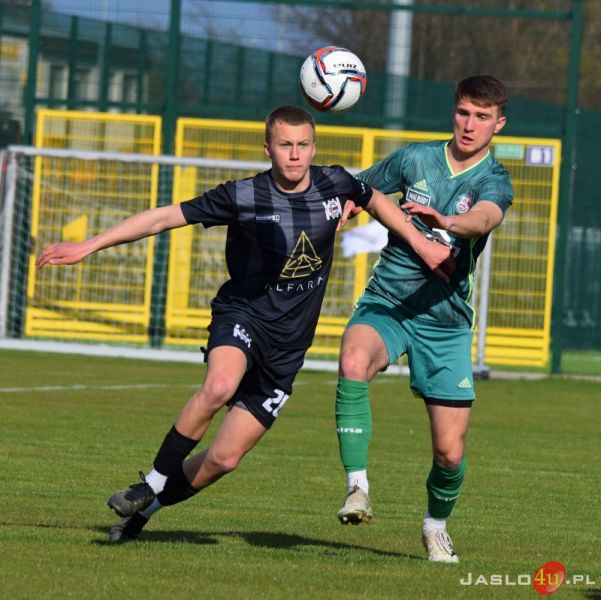 Mecz JKS Czarni 1910 Jasło - Partyzant Targowiska 0:0