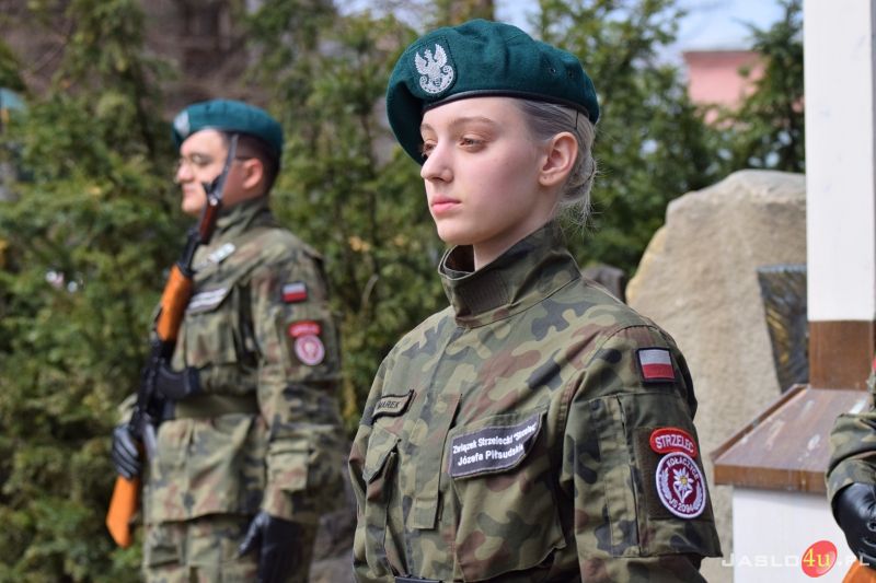 Obchody 83. rocznicy zbrodni katyńskiej i 13. rocznicy katastrofy smoleńskiej w Jaśle