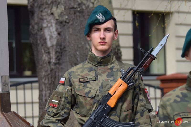 Obchody 83. rocznicy zbrodni katyńskiej i 13. rocznicy katastrofy smoleńskiej w Jaśle