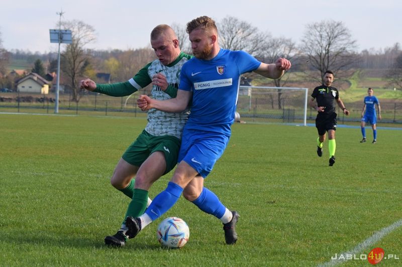 Półfinał Okręgowego Pucharu Polski LKS Czeluśnica - KS Karpaty Krosno 0:3