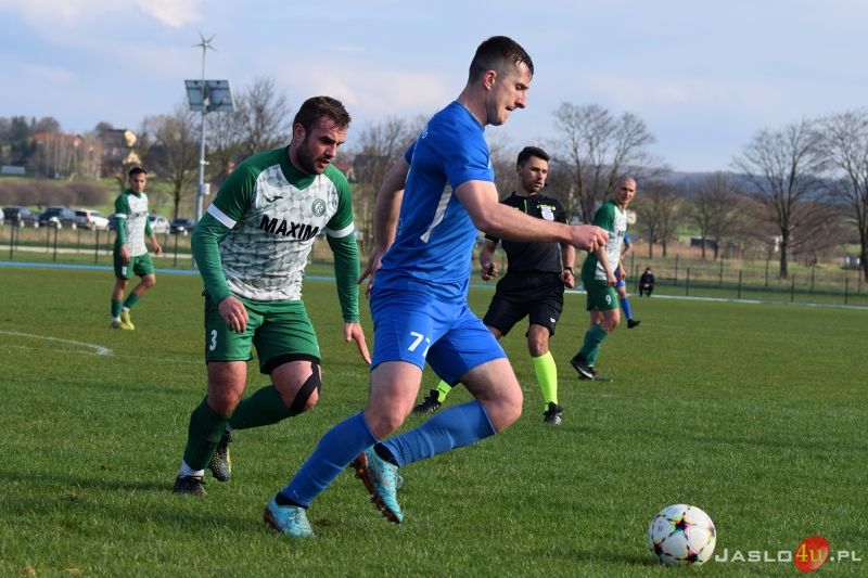 Półfinał Okręgowego Pucharu Polski LKS Czeluśnica - KS Karpaty Krosno 0:3