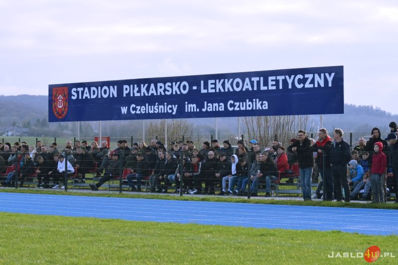 Półfinał Okręgowego Pucharu Polski LKS Czeluśnica - KS Karpaty Krosno 0:3