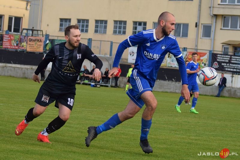JKS Czarni 1910 Jasło - LKS Tempo Nienaszów (1:4)