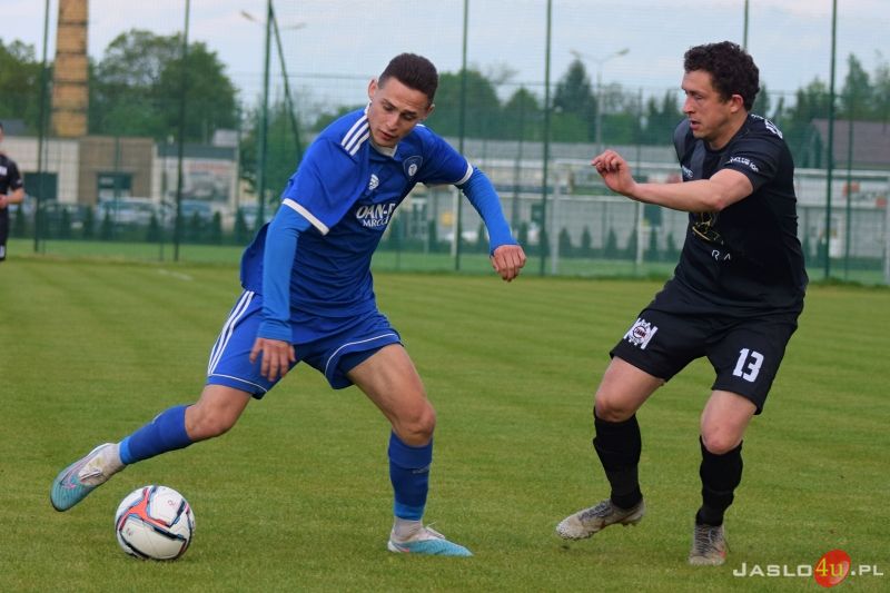 JKS Czarni 1910 Jasło - LKS Tempo Nienaszów (1:4)