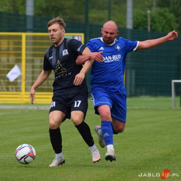 JKS Czarni 1910 Jasło - LKS Tempo Nienaszów (1:4)