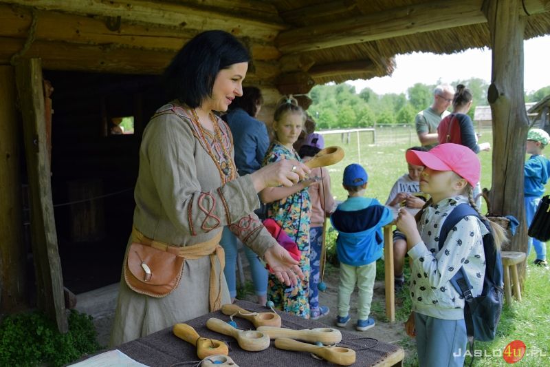 "Mali Odkrywcy na tropach skarbu" - Dzień Dziecka w Karpackiej Troi
