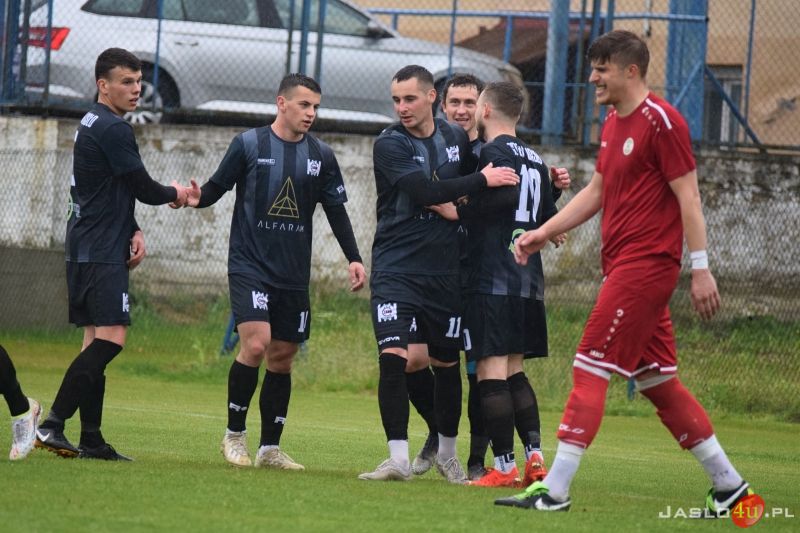 Mecz JKS Czarni 1910 Jasło - Cisy Jabłonica Polska 3:0