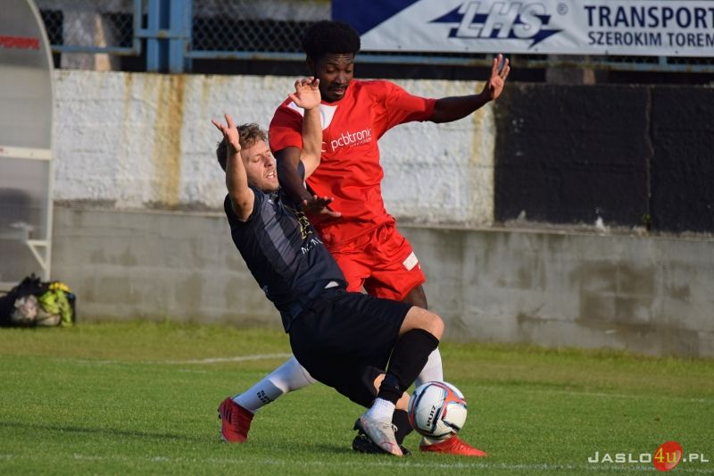 Mecz JKS Czarni 1910 Jasło - LKS Górki 3:1