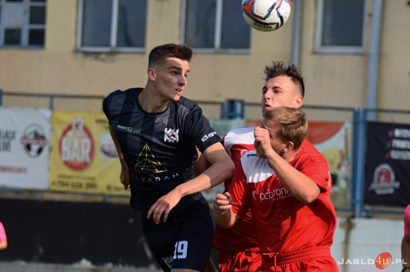 Mecz JKS Czarni 1910 Jasło - LKS Górki 3:1