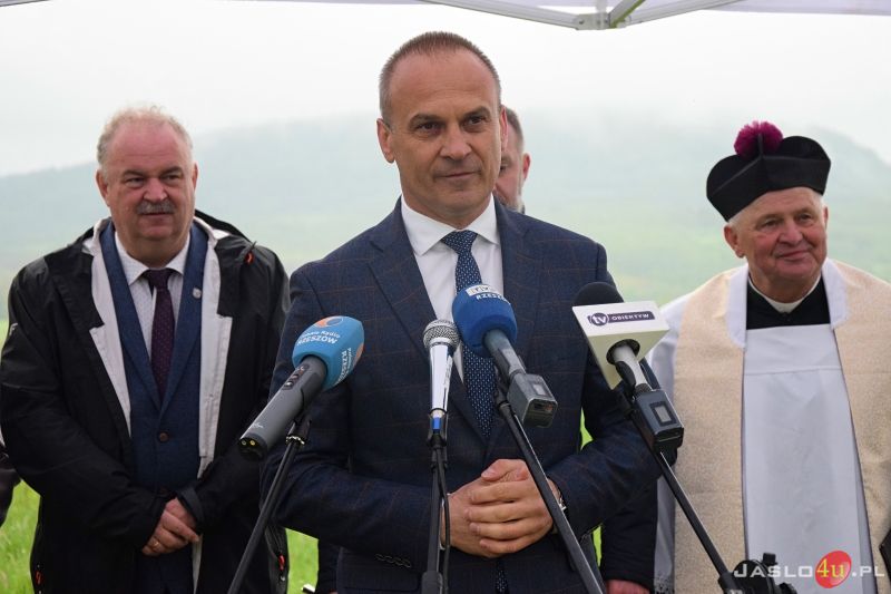 Uroczyste oddanie do użytku zmodernizowanego odcinka DW993 Wola Cieklińska – Pielgrzymka