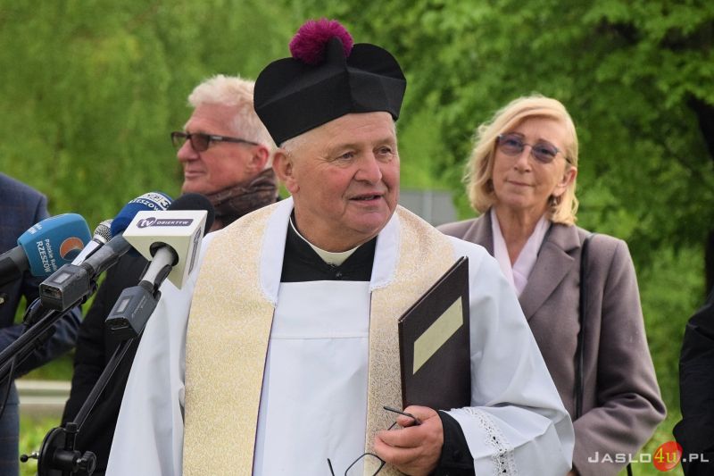 Uroczyste oddanie do użytku zmodernizowanego odcinka DW993 Wola Cieklińska – Pielgrzymka